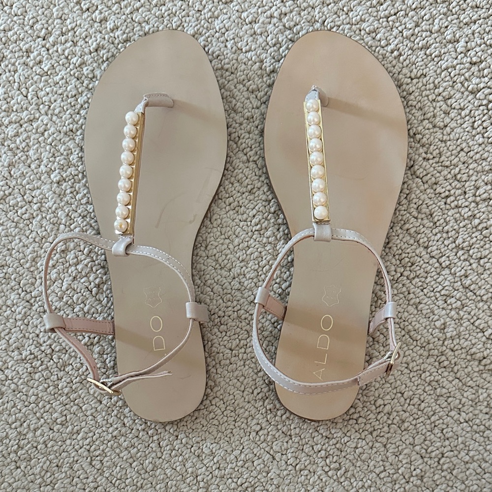Aldo Sandals with Pearl Accent, Size 6.5